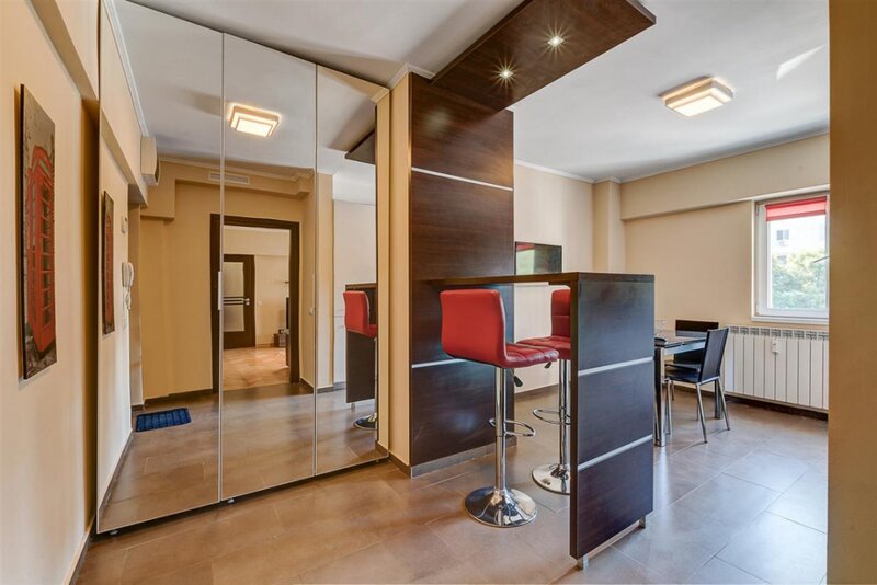 Aviatiei, Crystal Palace, Etaj 1/4, Mall Promenada, Metrou Aurel Vlaicu