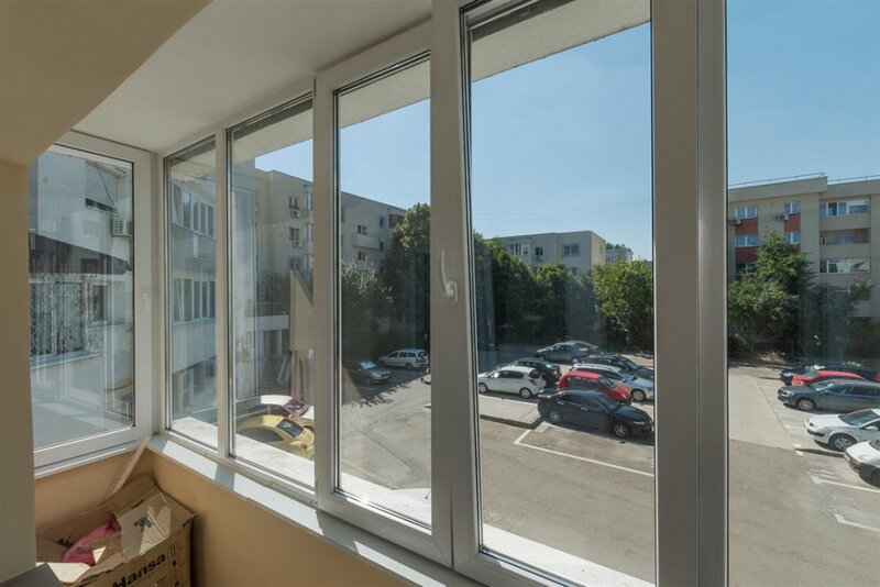 Aviatiei, Crystal Palace, Etaj 1/4, Mall Promenada, Metrou Aurel Vlaicu